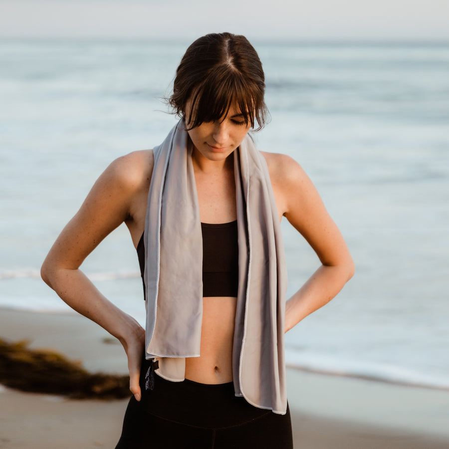 HERO Microfiber Towel for Travel, Camping, Beach, Gym – 24” x 48” (Includes Bonus Washcloth)